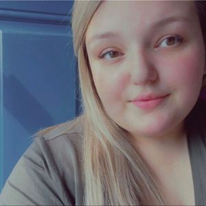 Meet your Posher, Britney